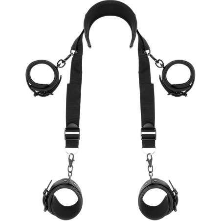 FETISH SUBMISSIVE POSICIoN MASTER CON 4 ESPOSAS CON FORRO DE NOPRENO