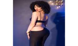 CHILIROSE CR 4851 SET TOP NEGRO Y LEGGINS CON COMPLEMENTOS DORADOS